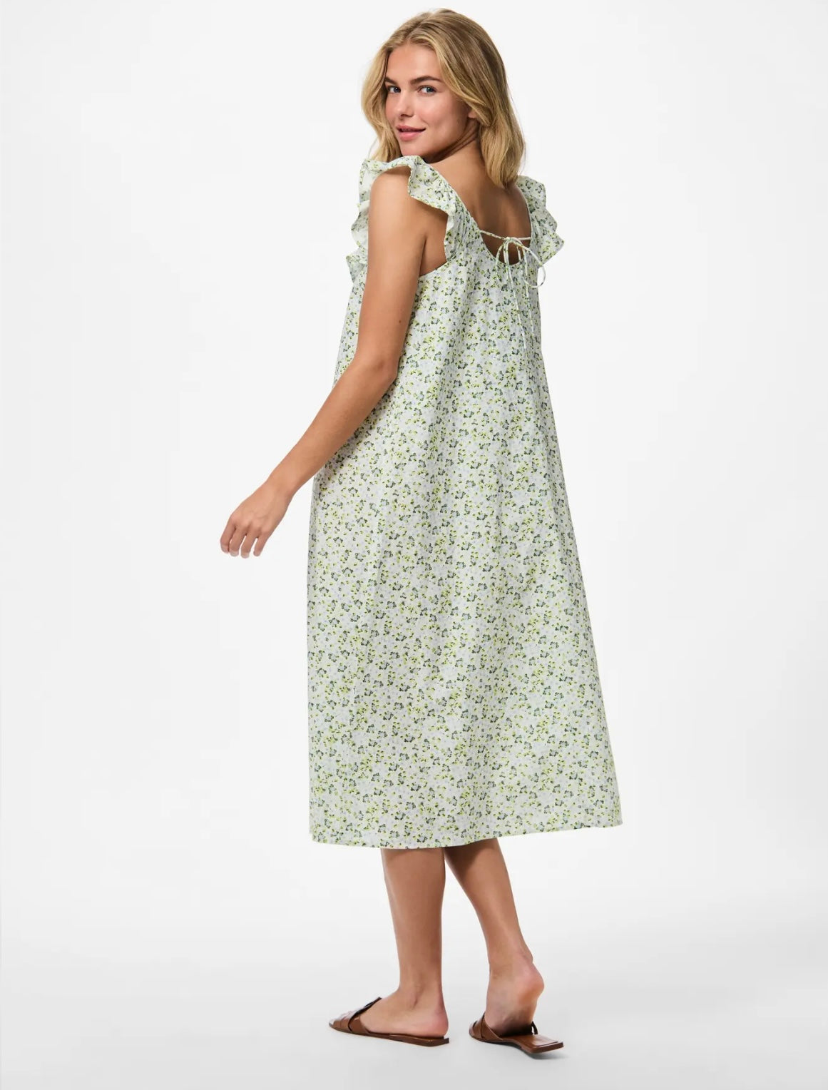 Pieces | mekko