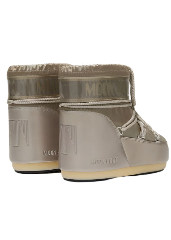 Moon boot