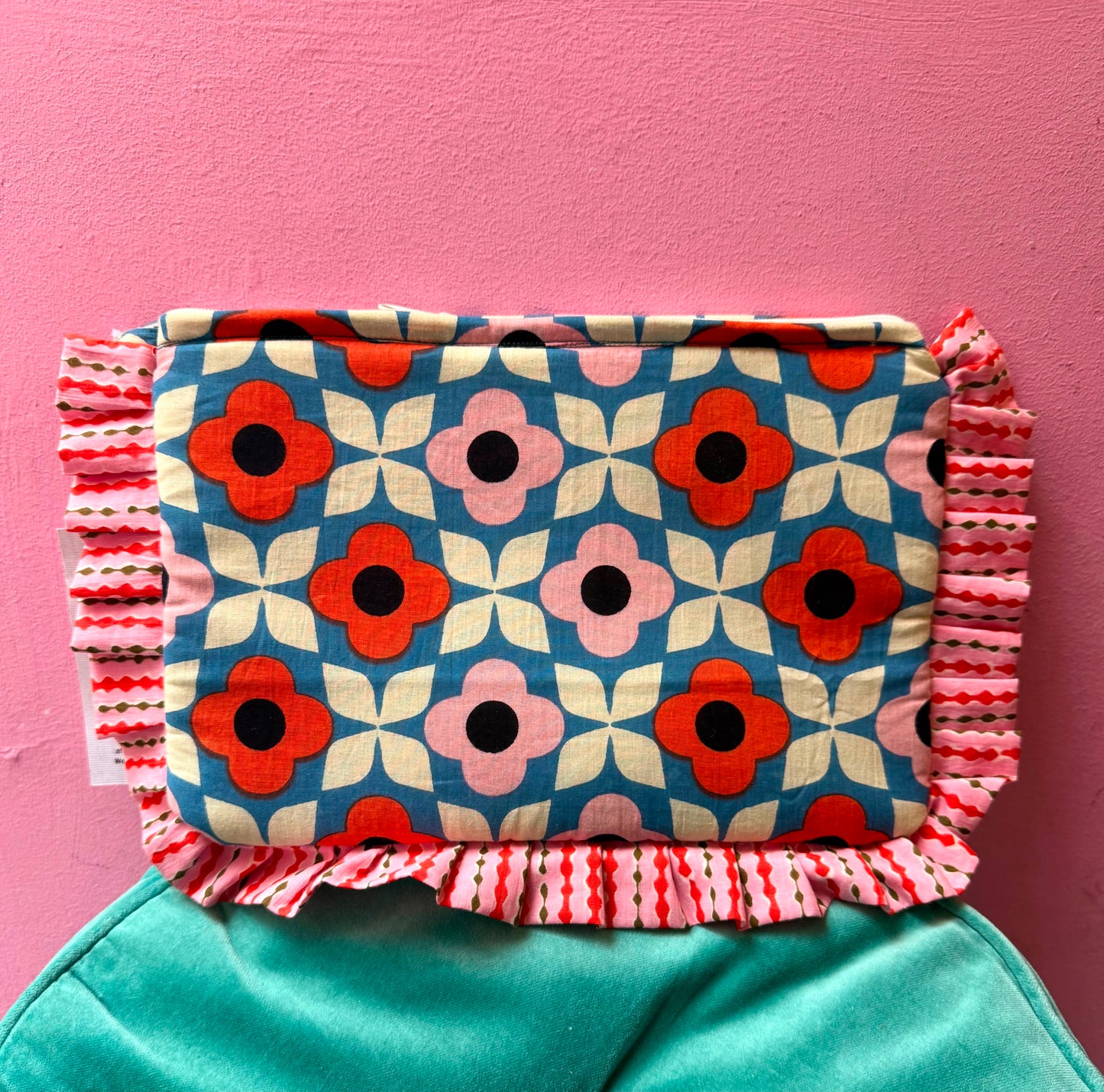 Meikkipussi / multibag