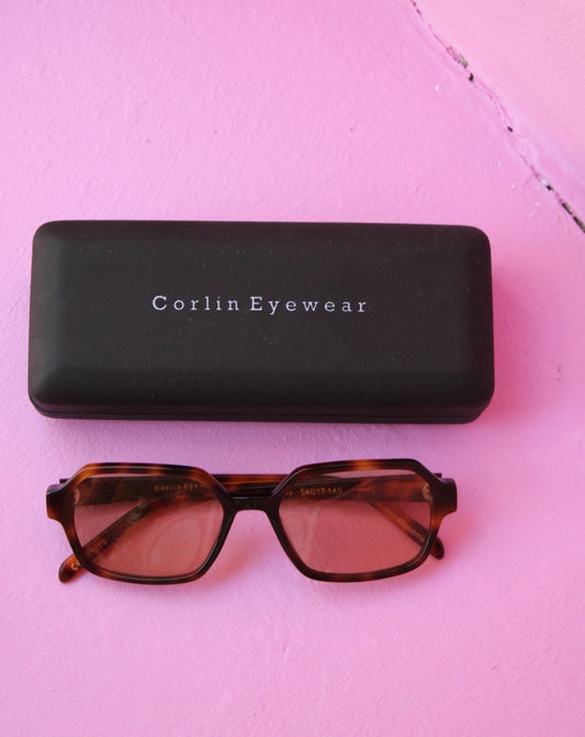 Corlin eyewear | Aurinkolasit